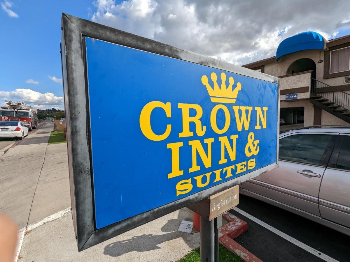Crown Inn & Suites Спрінг-Веллі Екстер'єр фото